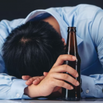 Что необходимо знать о лечении алкоголизма и наркомании?